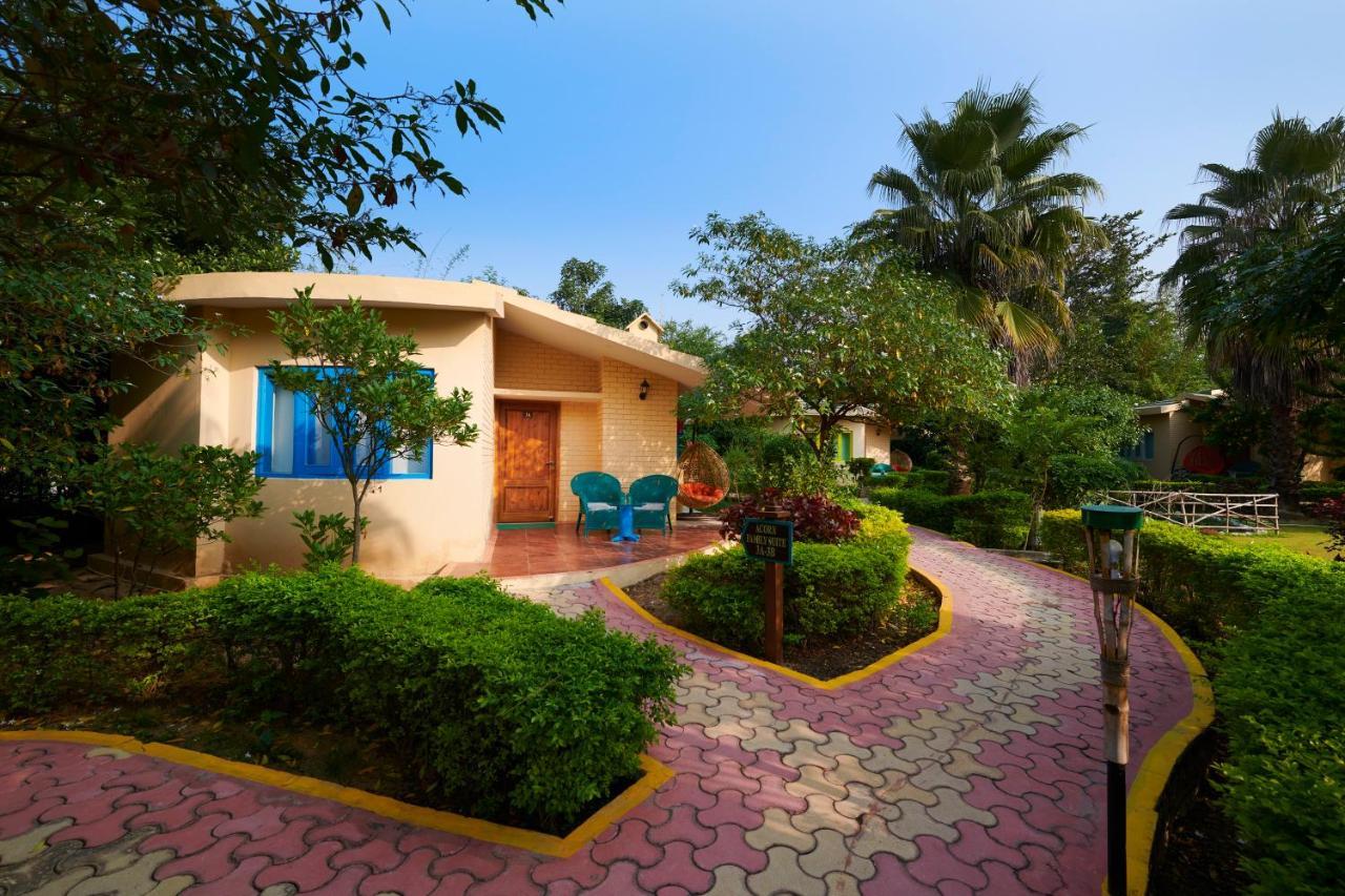Acorn Hideaway Resort & Spa Rāmnagar Exterior foto